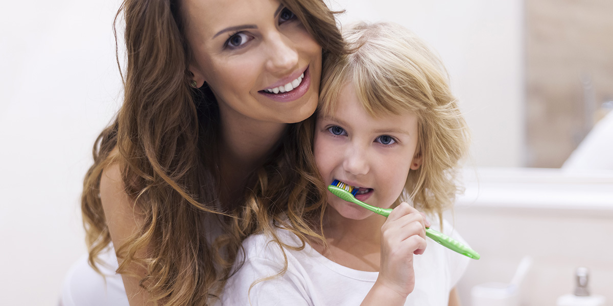 stomatološka ordinacija Čeović djeca i pranje zubi
