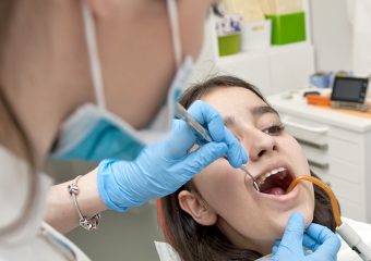 stomatološka ordinacija Čeović - njega dječjih zubi