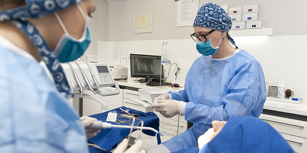 stomatološka ordinacija Čeović- kada ugraditi zubne implantate